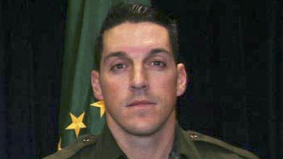 Suspect in border agent's killing faces life in prison if convicted